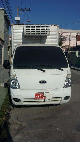 Vendo kia bongo com baú frigorífico  - Caminhões, ônibus e vans - Carolina, Nova Iguaçu | OLX