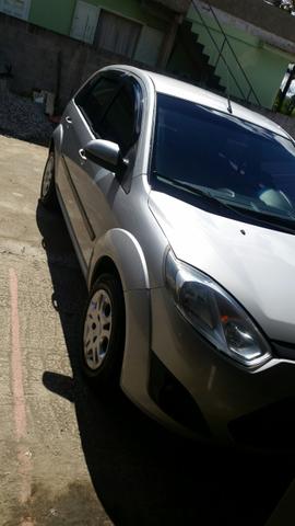 Fiesta  Completo,  - Carros - Conselheiro Paulino, Nova Friburgo | OLX