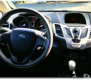 Ford New Fiesta sedan 1.6 completo  em AmericanaSP