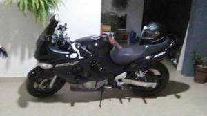 Suzuki GSXF  - Motos - São Fidélis, Rio de Janeiro | OLX