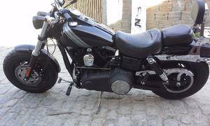 Harley-davidson Fat Bob  km,  - Motos - Miguel Couto, Cabo Frio | OLX