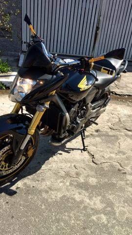 Hornet  - Motos - Paraíso, Resende | OLX