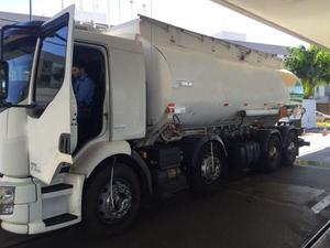 Volvo vm  Tq tankar 23m³ - Caminhões, ônibus e vans - Tamoios, Cabo Frio, Rio de Janeiro | OLX