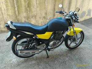 Suzuki Yes  Amarela,  - Motos - Peró, Cabo Frio | OLX