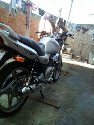 Suzuki yes  - Motos - Cabo Frio, Rio de Janeiro | OLX