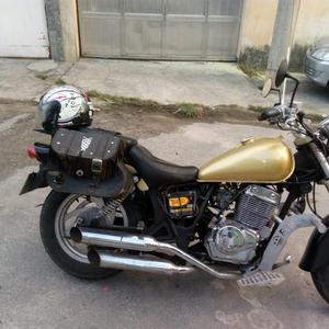 Vendo esta moto a mesma tem alguns IPVA para pagar não tem multas,  - Motos - Bangu, Rio de Janeiro | OLX