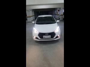 Hyundai HB20 Hatch 1.6 Premium (aut)  em Gaspar R$