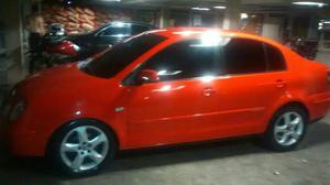 Vende-se polo sedan ano  - Carros - Maré, Rio de Janeiro | OLX