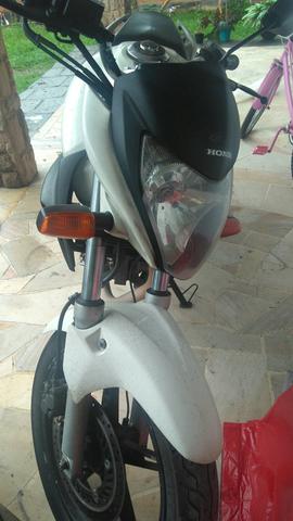 Cb 300 semi nova,  - Motos - Centro, Guapimirim | OLX