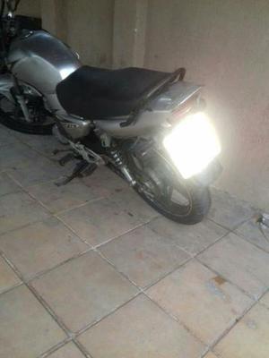 Ybr faço roloo,  - Motos - Vila Santa Alice, Duque de Caxias | OLX