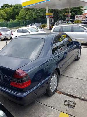 Mercedes C  azul,  - Carros - Jacarepaguá, Rio de Janeiro | OLX