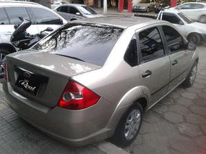 Ford Fiesta Sedan , Muito novo, aceito permuta e financio,  - Carros - Retiro, Petrópolis | OLX