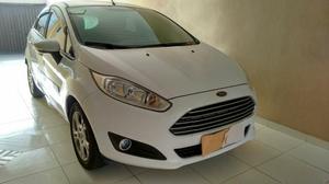 Ford Fiesta  carro de garagem,  - Carros - Parque Aurora, Campos Dos Goytacazes | OLX