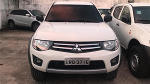 Mitsubishi L Manual 4x4 Diesel com multimidia,  - Carros - Piratininga, Niterói | OLX