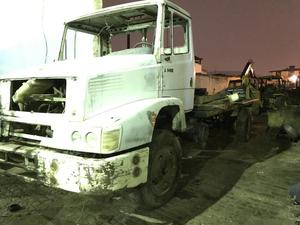 Vendo sucata de MB / Mercedes  ano  retirada de peças - Caminhões, ônibus e vans - Cerâmica, Nova Iguaçu | OLX