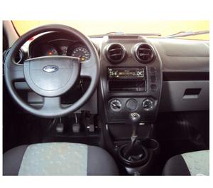 Ford - Fiesta 1.0 Flex 4P - Prata - Placa A - 