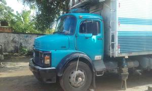 Caminhão mercedes  - Caminhões, ônibus e vans - Parque Leopoldina, Campos Dos Goytacazes | OLX