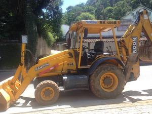 Retroescavadeira Randon RK 406 B 4x - Caminhões, ônibus e vans - Carangola, Petrópolis | OLX