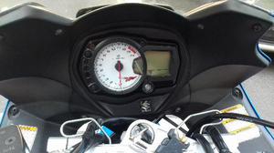 Suzuki Gsx,  - Motos - Cachoeiras de Macacu, Rio de Janeiro | OLX