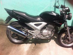 Twister muito inteira,  - Motos - Santa Lúcia, Duque de Caxias | OLX