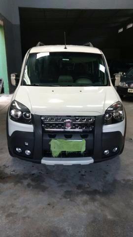 Fiat Doblo  adventure xingu 1.8 6 lugares gnv,  - Carros - Pilares, Rio de Janeiro | OLX