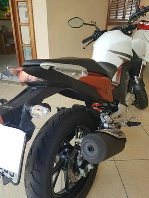 Honda CB twister 250cc. Só 980km,  - Motos - Campos Dos Goytacazes, Rio de Janeiro | OLX