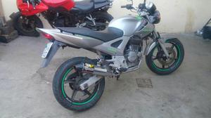 Twyster inteira,  - Motos - Tamoios, Cabo Frio, Rio de Janeiro | OLX