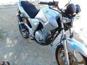 Yamaha Fazer  - Motos - Jardim Vila Nova, Duque de Caxias | OLX
