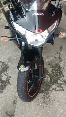 V/T cbr 250r por  - Motos - Anchieta, Rio de Janeiro | OLX