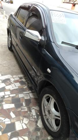 Astra Sedan  - Carros - Centro, Mesquita | OLX