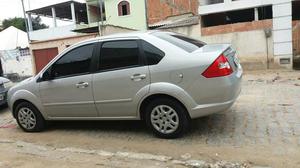 Fiesta sedan  motor  - Carros - Parque Vera Cruz, Campos Dos Goytacazes | OLX