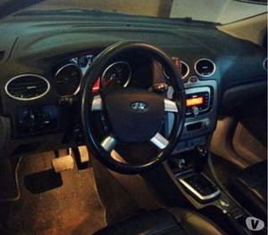 Ford Focus Ghia 2.0 aut + teto + startstop