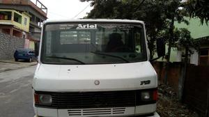 Mercedez 710 - Caminhões, ônibus e vans - Palhada, Nova Iguaçu | OLX