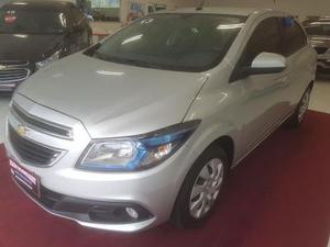 Chevrolet Onix 1.4 Mpfi Lt 8v Flex 4p Manual  em