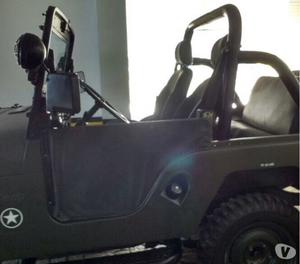 Jeep militar impecável VIP