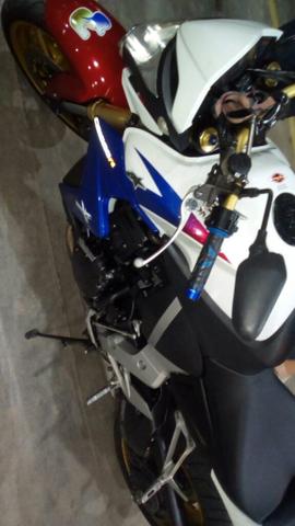 Cbr bastante conservada,  - Motos - Saquarema, Rio de Janeiro | OLX