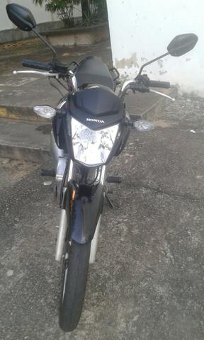 Titan esd fan  - Motos - Parque Leopoldina, Campos Dos Goytacazes | OLX