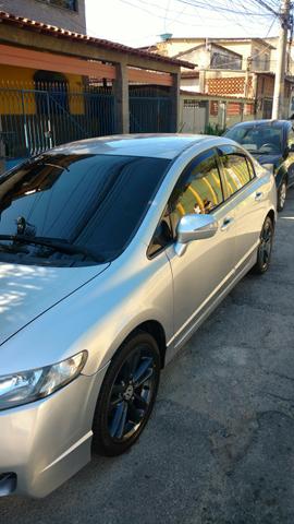 Vendo  - Carros - Bangu, Rio de Janeiro | OLX