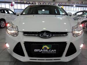 Ford Focus Hatch Titanium v Powershift  em