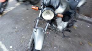 Vendo uma moto fan 150 com documento em dia,  - Motos - Humaitá, Rio de Janeiro | OLX