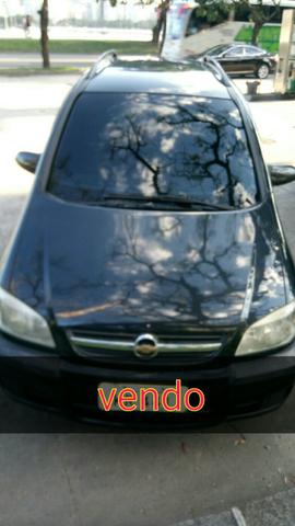 Zafira automática ex táxi  - Carros - Jardim América, Rio de Janeiro | OLX