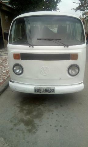 Kombi para sair hoje barato recibo na mão. - Caminhões, ônibus e vans - São Benedito, Nova Iguaçu | OLX