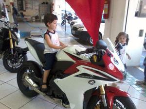 Honda Cbr 600 F com ABS,  - Motos - Comercial, Resende | OLX