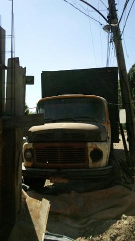 M.B  truck baú 16 mil torro - Caminhões, ônibus e vans - Parque das Missões, Duque de Caxias | OLX