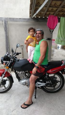 Suzuki yes estart ,  - Motos - Arraial do Cabo, Rio de Janeiro | OLX