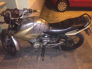 Moto yamara moto em dia só pagar um duda de transferência,  - Motos - Irajá, Rio de Janeiro | OLX