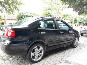 VOLKSWAGEN POLO SEDAN 1.6 FLEX - PRETO - 