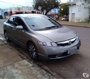 Honda Civic LXL 1.8 com parcelas de R$ 