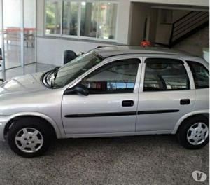 Corsa Hatch 1.6 8v Completo