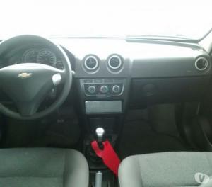 Chevrolet Celta 1.0 ano  portas completo